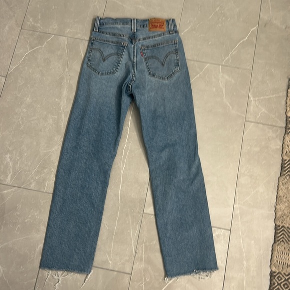 Levi’s Straight Jeans - Picture 4 of 4